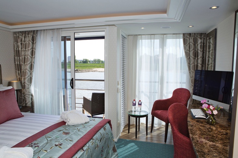 Category BB: STATEROOM TYPE: 210 sq ft french balcony and outside balcony